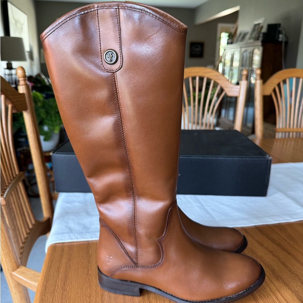 NWOT in Box Frye Women's Marissa Medallion Cognac Tall Boots Size 6